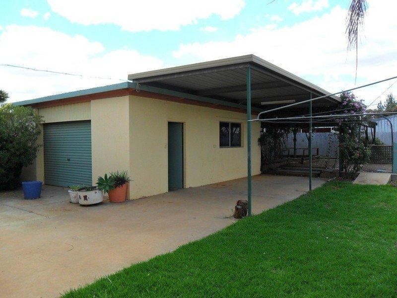 402 Cummins Lane, Broken Hill NSW 2880