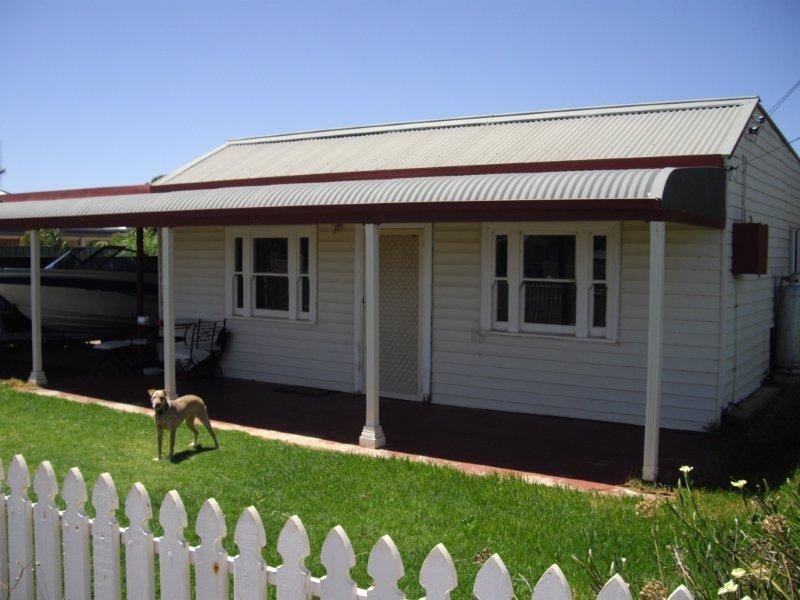 587 Wolfram Street, Broken Hill NSW 2880