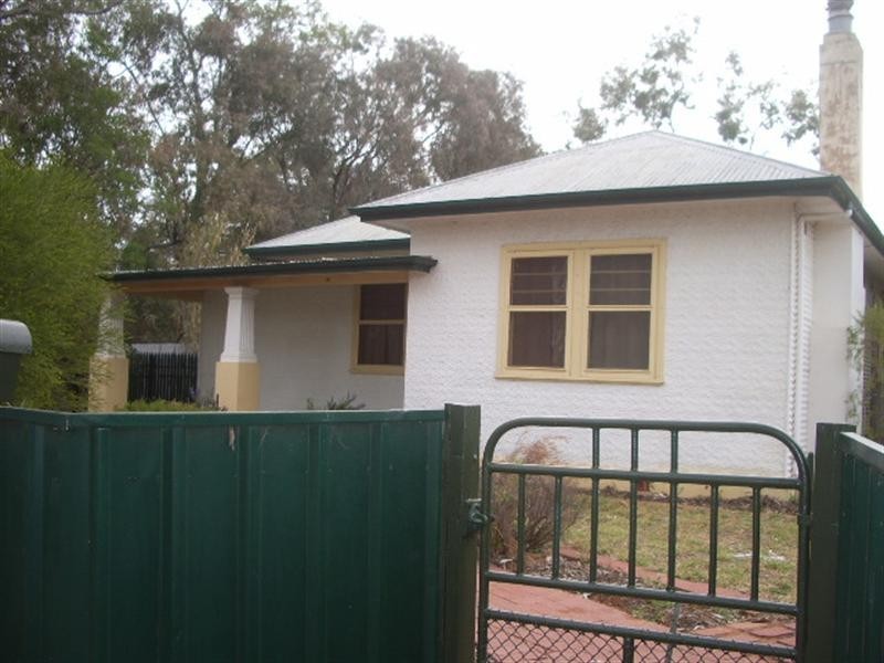 70 Eyre Street, Broken Hill NSW 2880