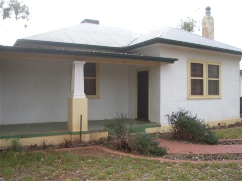70 Eyre Street, Broken Hill NSW 2880