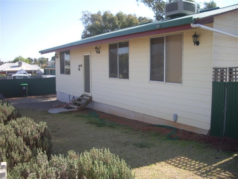 82 Hill Street, Broken Hill NSW 2880