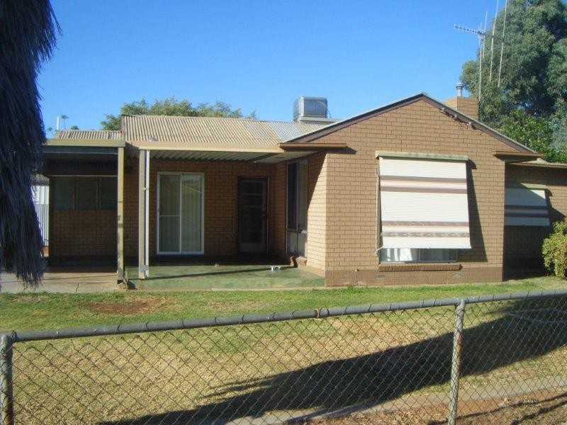 2 Dundas Avenue, Broken Hill NSW 2880