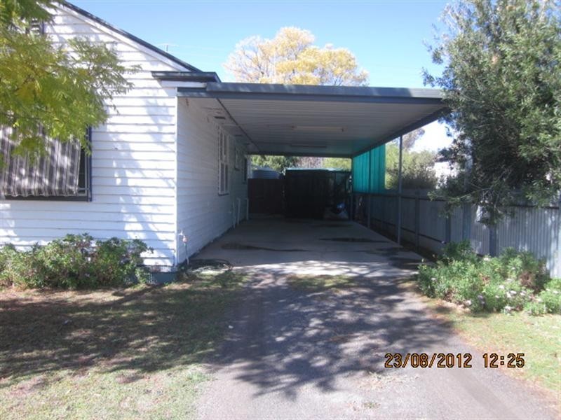 111 Knox Street, Broken Hill NSW 2880