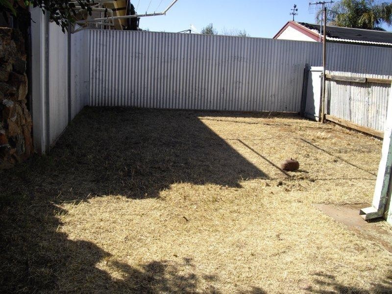 114 Oxide Street, Broken Hill NSW 2880