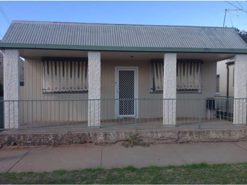 105 Cobalt Street, Broken Hill NSW 2880