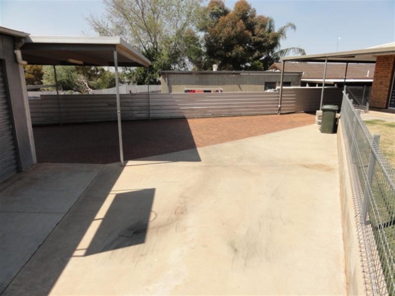38 Brooks Street, Broken Hill NSW 2880