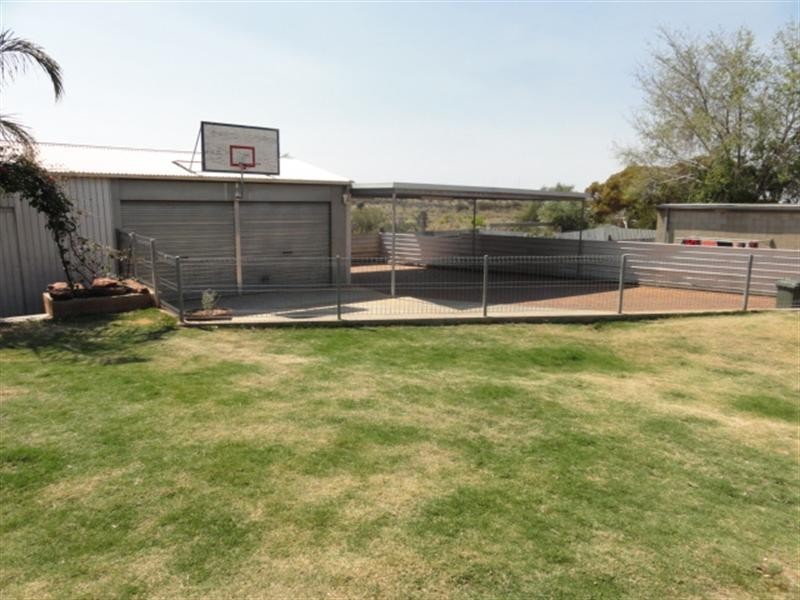 38 Brooks Street, Broken Hill NSW 2880
