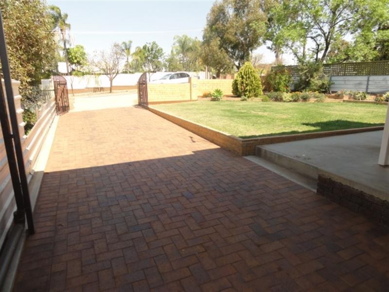 38 Brooks Street, Broken Hill NSW 2880