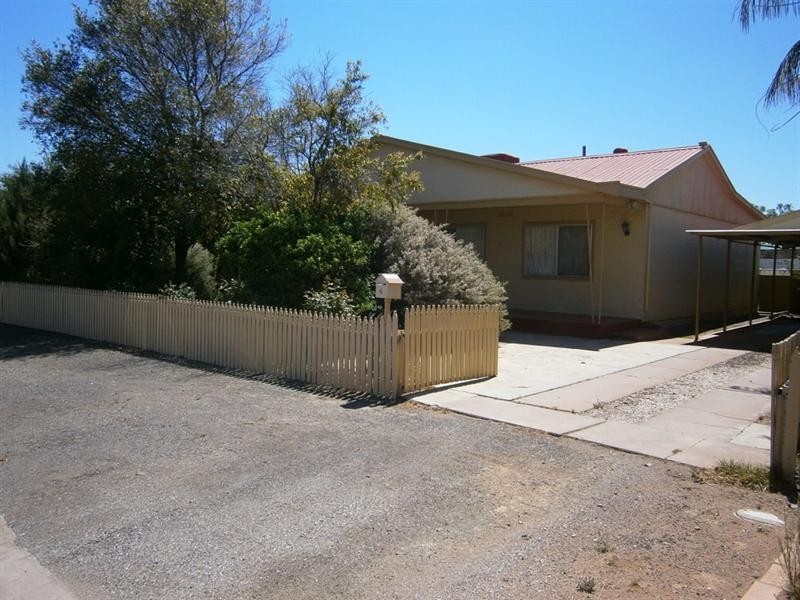 4 Casurina Avenue, Broken Hill NSW 2880