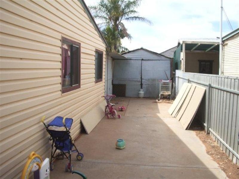 565 Lane Street, Broken Hill NSW 2880