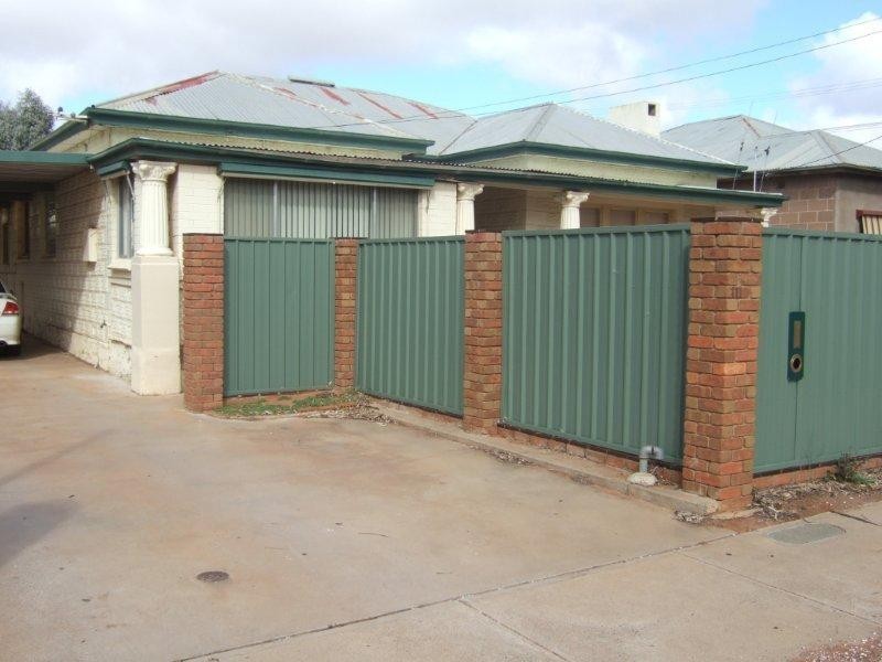 111 Williams Street, Broken Hill NSW 2880
