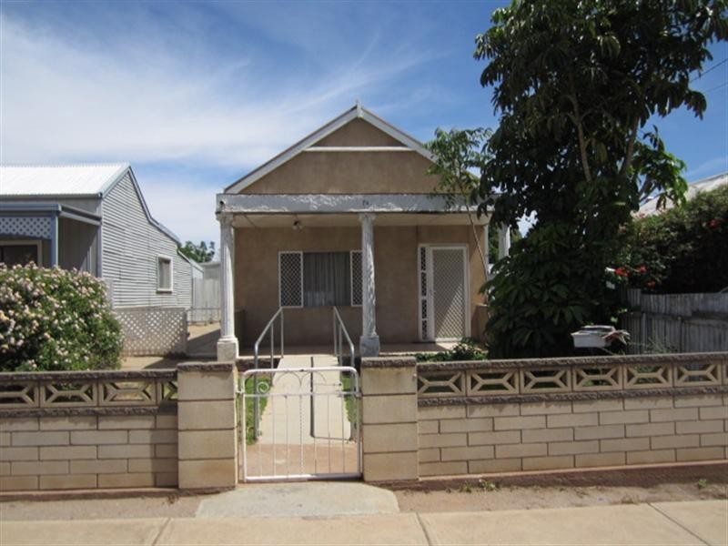 70 Patton Street, Broken Hill NSW 2880