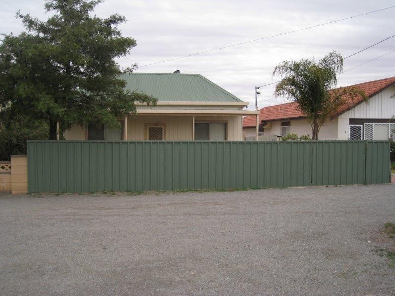 143 Piper Street, Broken Hill NSW 2880