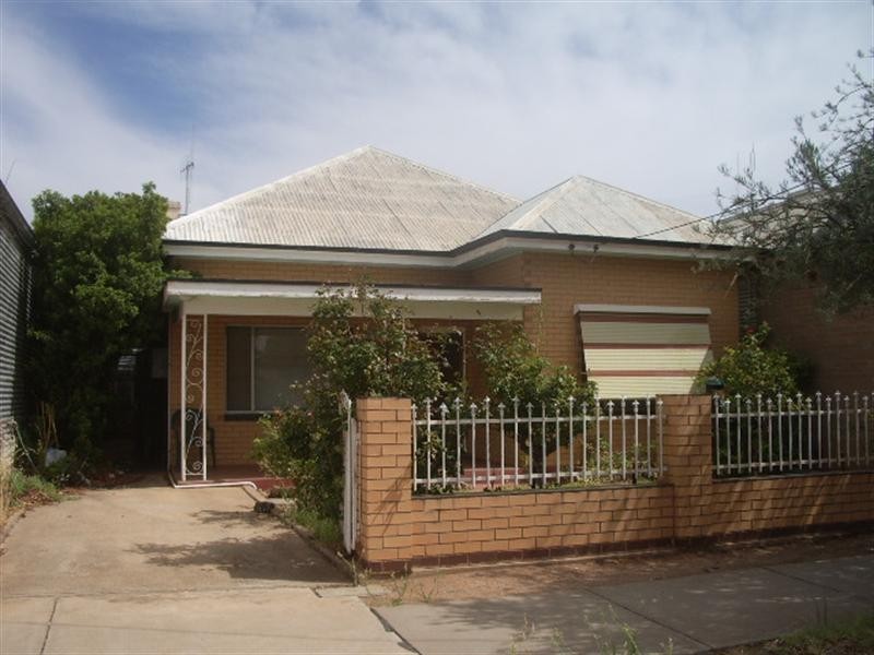 124 Patton Street, Broken Hill NSW 2880