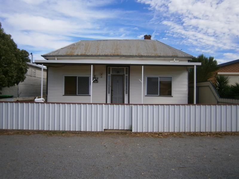 142 Piper Street, Broken Hill NSW 2880