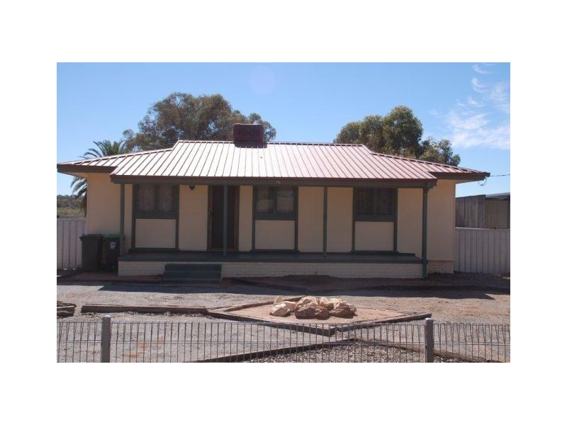 676 McGowen Street, Broken Hill NSW 2880