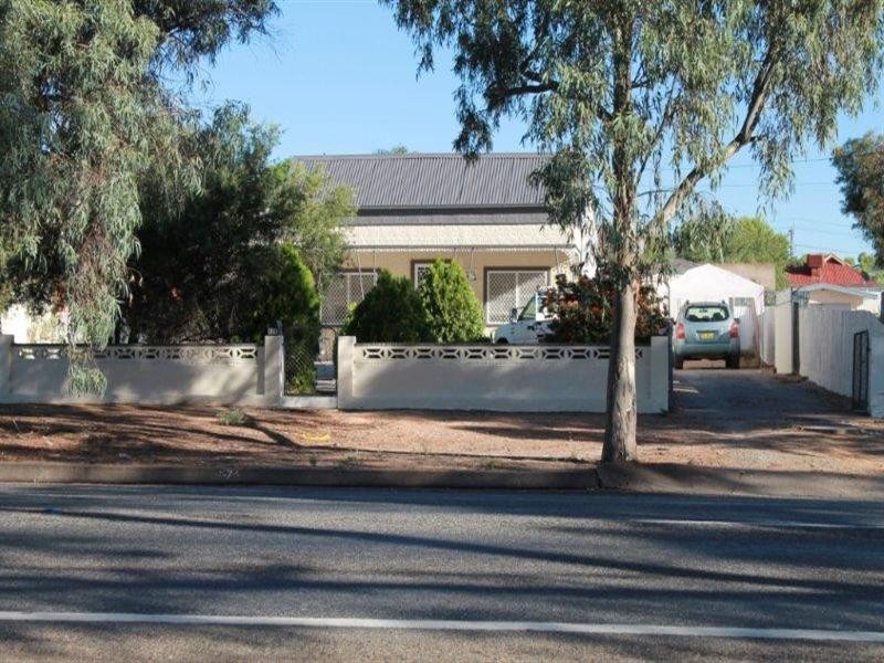 674 Argent Street, Broken Hill NSW 2880