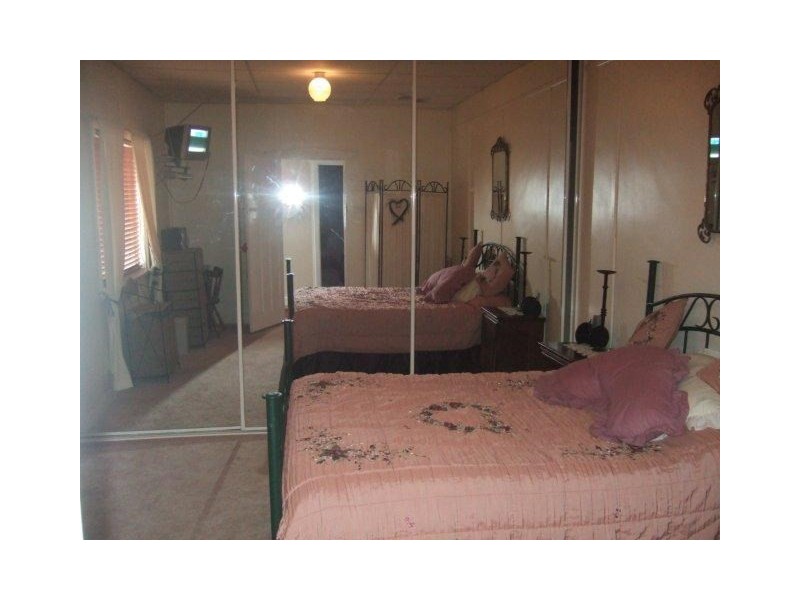 300 Piper Street, Broken Hill NSW 2880