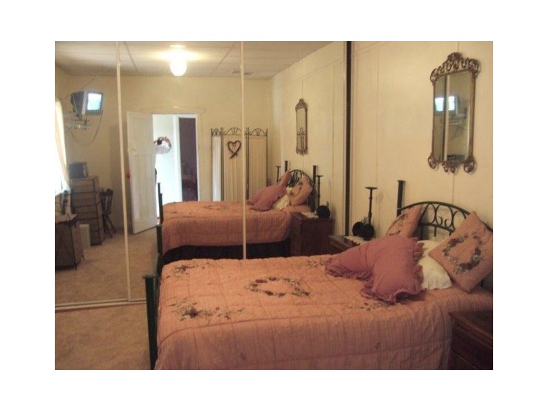 300 Piper Street, Broken Hill NSW 2880