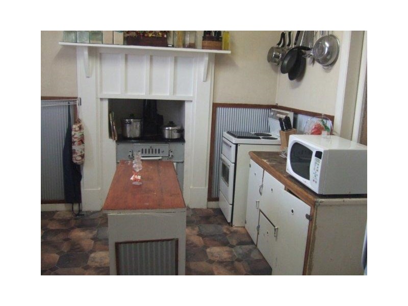 300 Piper Street, Broken Hill NSW 2880