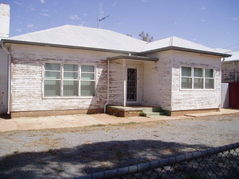 303 Knox Street, Broken Hill NSW 2880