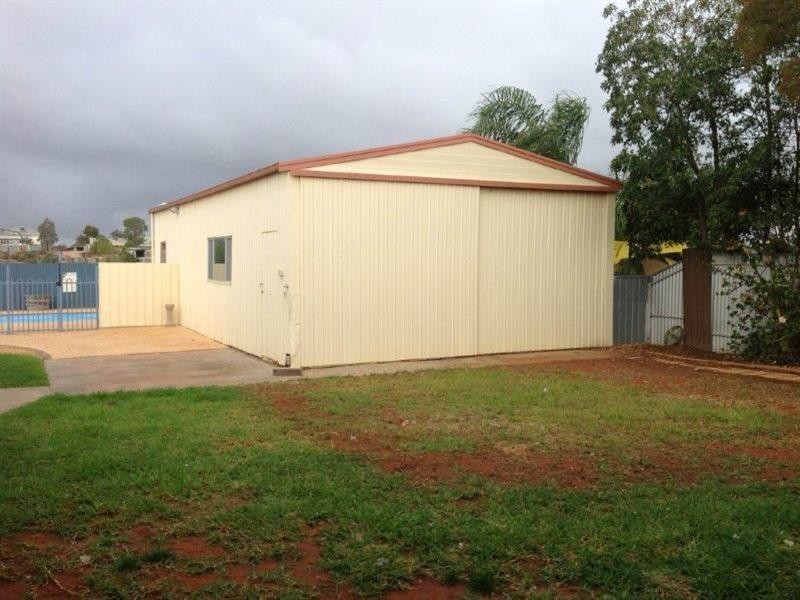 327 Piper Street, Broken Hill NSW 2880