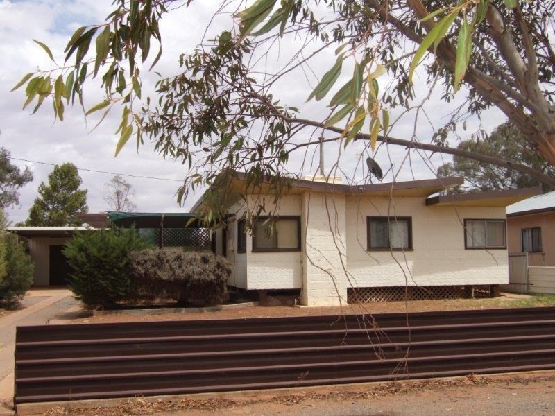 7 Racecourse Road, Broken Hill NSW 2880