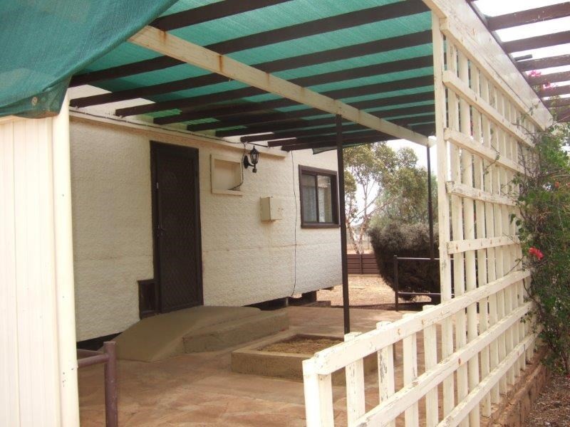 7 Racecourse Road, Broken Hill NSW 2880