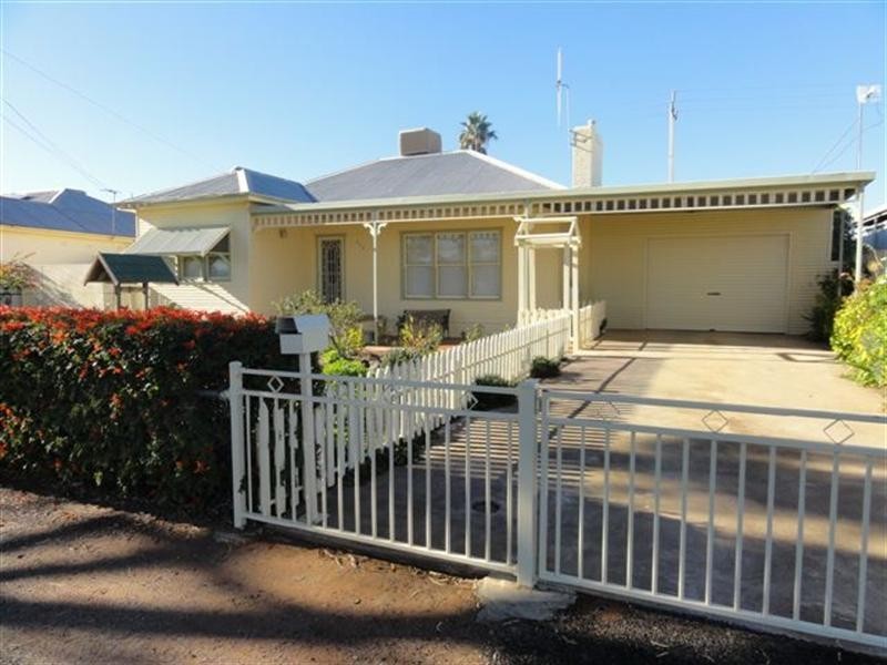 285 Knox Street, Broken Hill NSW 2880