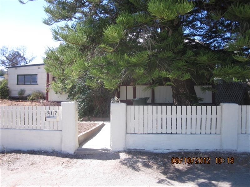 317 Hebbard Street, Broken Hill NSW 2880