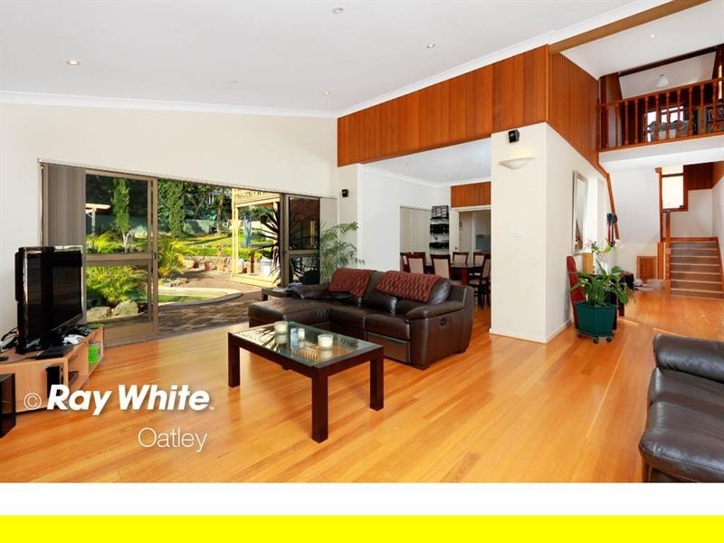 33 Wyong Street, Oatley NSW 2223