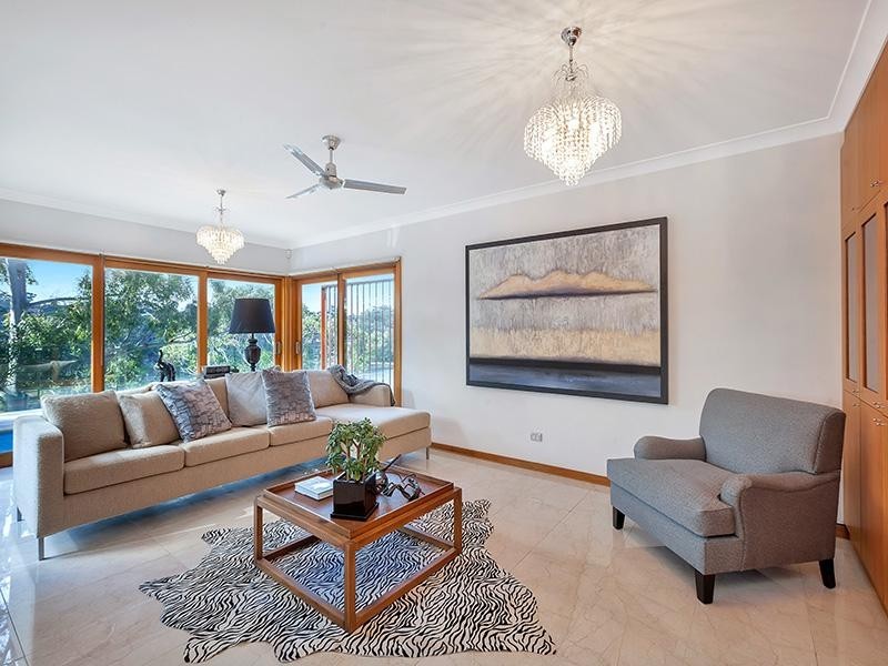 11a Kitchener Street, Oatley NSW 2223