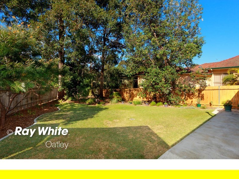 9 Macken Street, Oatley NSW 2223