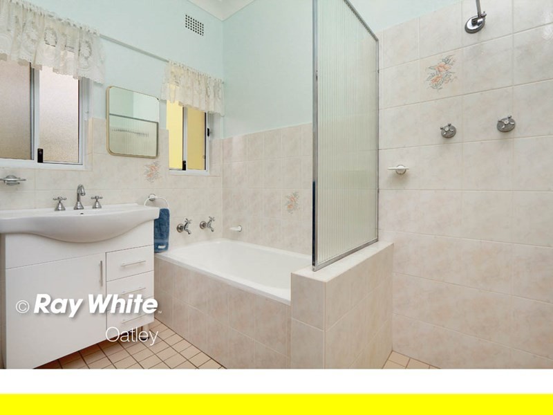 9 Macken Street, Oatley NSW 2223