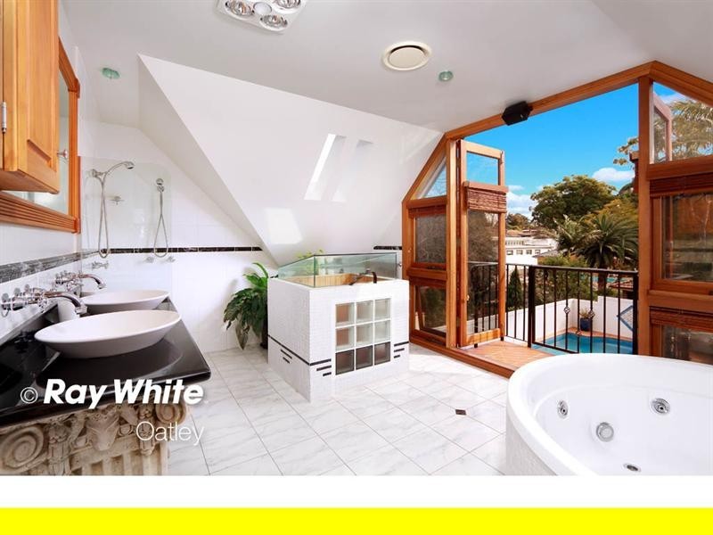 7 Louisa Street, Oatley NSW 2223