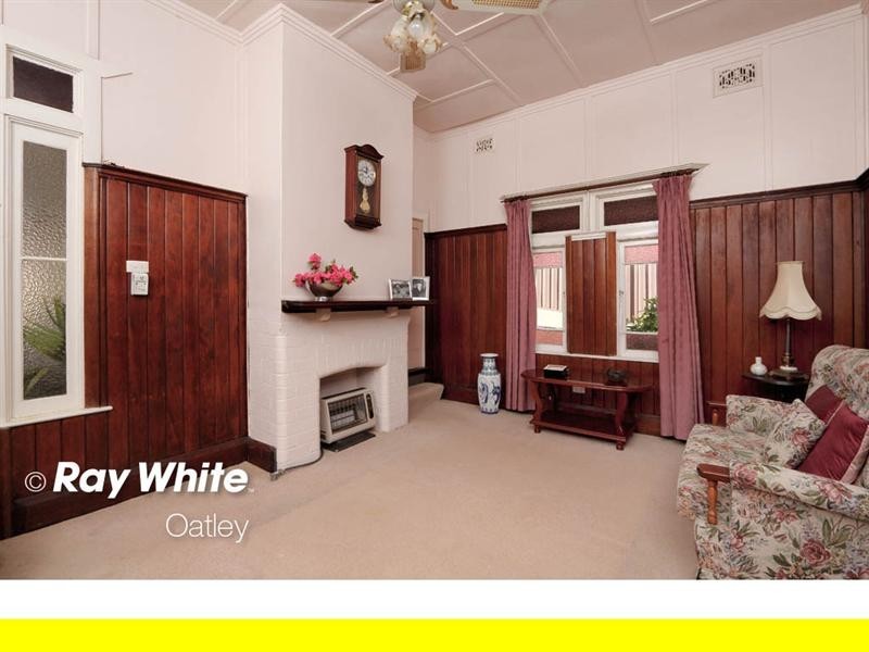 28 Boorara Avenue, Oatley NSW 2223