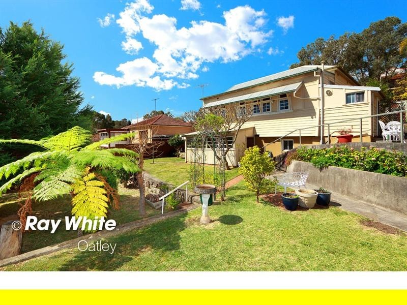 28 Boorara Avenue, Oatley NSW 2223