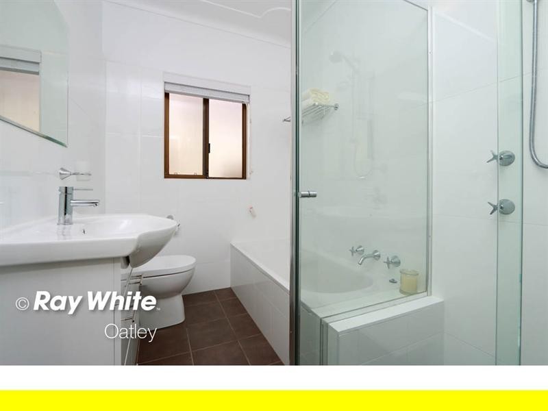 18 Glen Road, Oatley NSW 2223