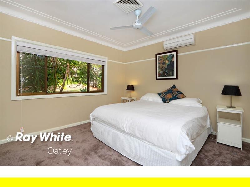 18 Glen Road, Oatley NSW 2223