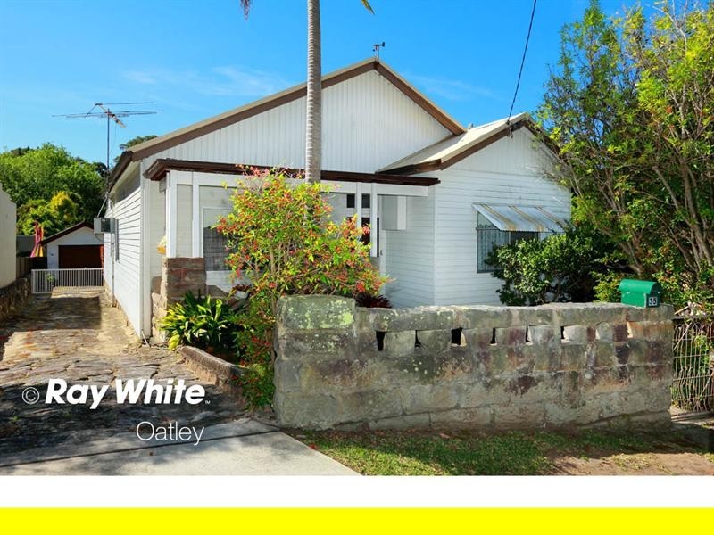 35 Kitchener Street, Oatley NSW 2223