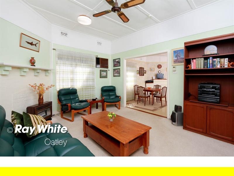 35 Kitchener Street, Oatley NSW 2223