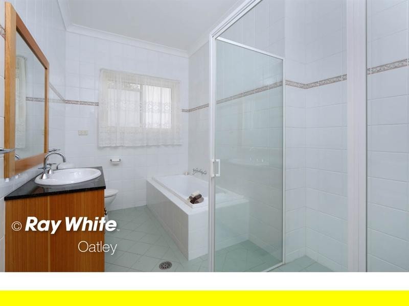 Villa 4, 8 Louisa Street, Oatley NSW 2223