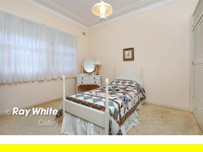 68 Lansdowne Parade, Oatley NSW 2223