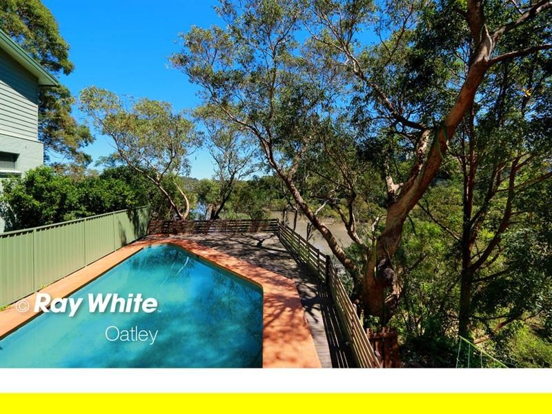 4 Dinjerra Crescent, Oatley NSW 2223