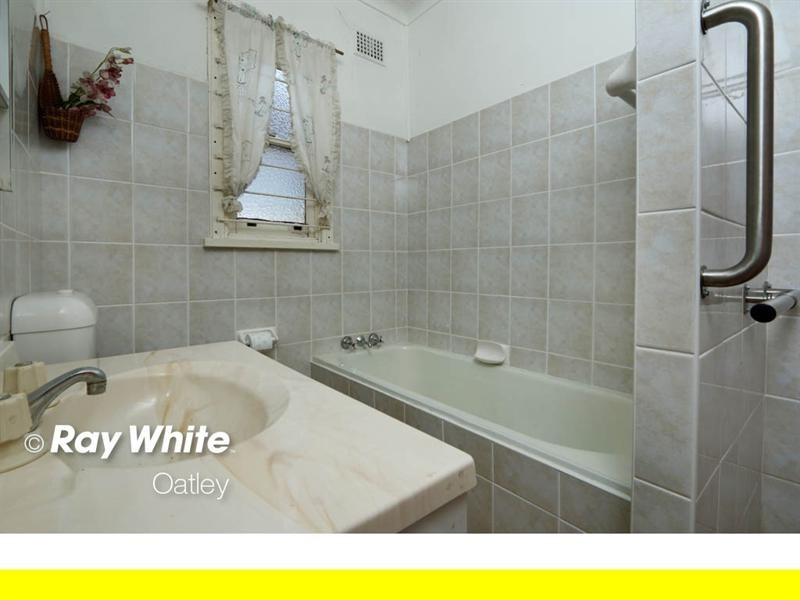 60 Walter Street, Mortdale NSW 2223