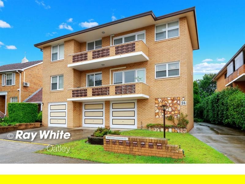 1/24 Wonoona Parade East, Oatley NSW 2223