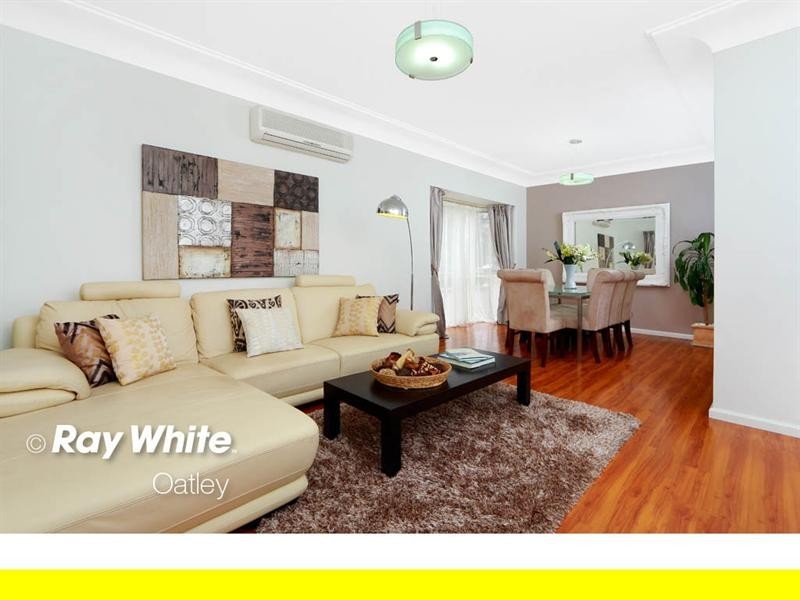 33 Holley Road, Beverly Hills NSW 2209