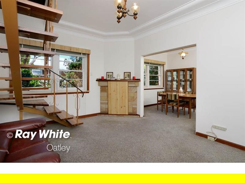 64 Oatley Park Avenue, Oatley NSW 2223