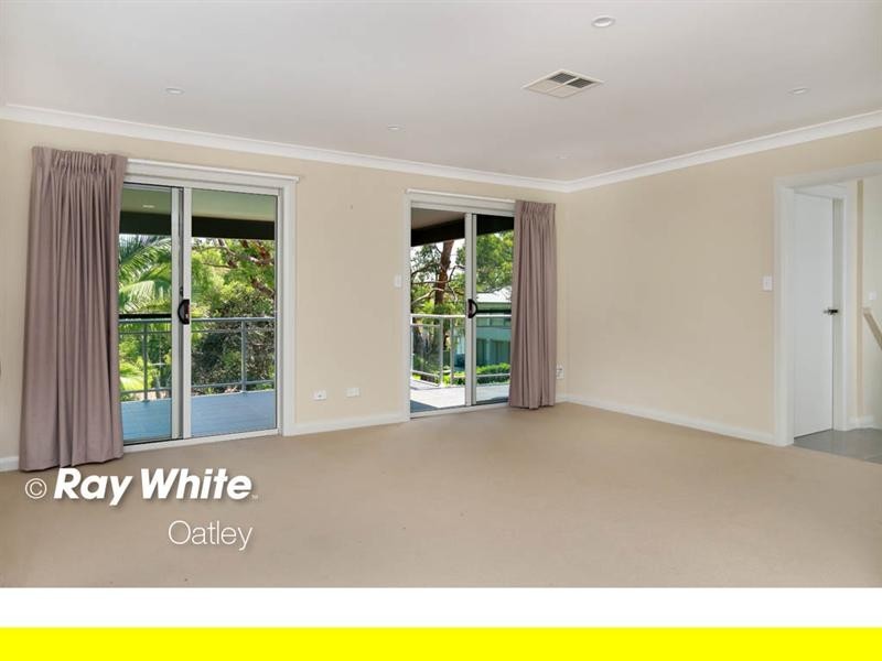 4 Maple Street, Lugarno NSW 2210