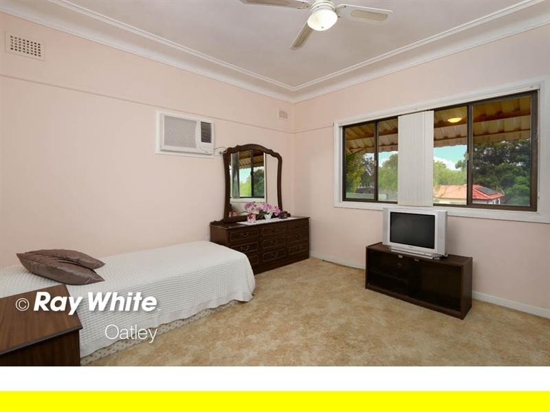 21 Glen Road, Oatley NSW 2223